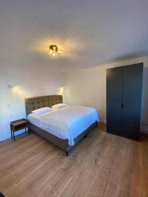 לודוויגסבורג Nisay Home - 3 Room Apartment - A1 מראה חיצוני תמונה