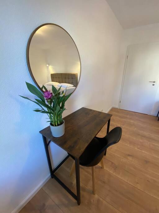 לודוויגסבורג Nisay Home - 3 Room Apartment - A1 מראה חיצוני תמונה
